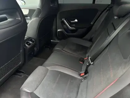 Photo 22 Mercedes CLA  Coupé 250 e 8G-DCT