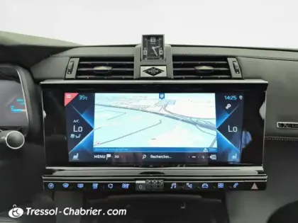 Photo 20 DS DS 7 DS7 Crossback Hybride E-Tense 300 EAT8 4x4 Louvre