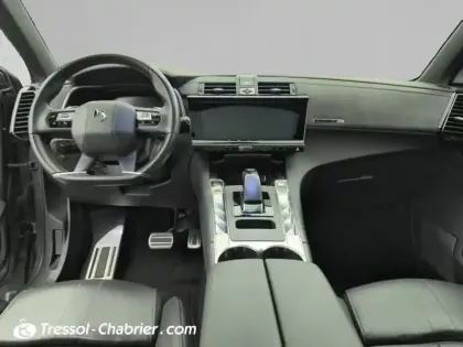 Photo 5 DS DS 7 DS7 Crossback Hybride E-Tense 300 EAT8 4x4 Louvre