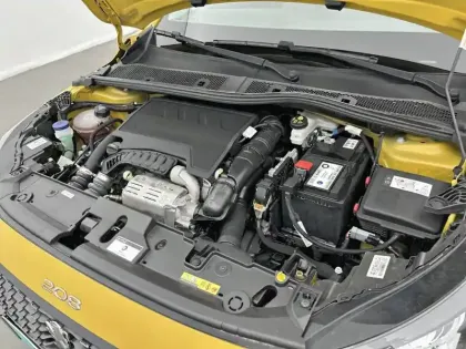 Photo 14 Peugeot 208  PureTech 100 S&S BVM6