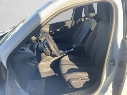 Photo 10 Peugeot 2008  PureTech 130 S&S EAT8