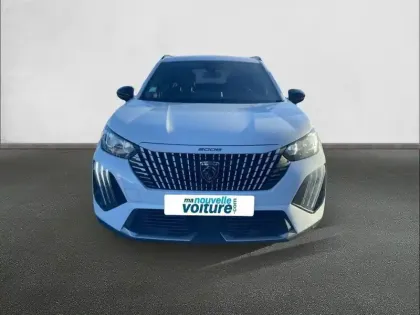 Photo 1 Peugeot 2008  PureTech 130 S&S EAT8