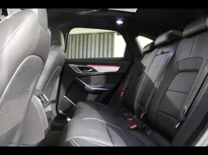 Photo 28 Jaguar F-Pace  P400e Plug-in-Hybrid R-Dynamic SE BVA8 AWD