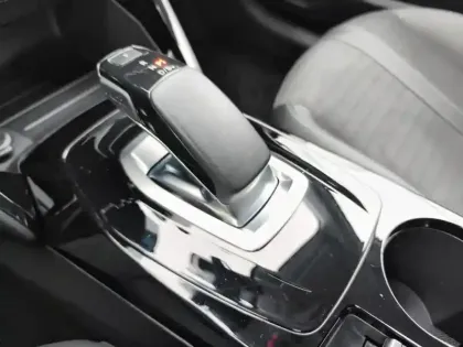 Photo 23 Peugeot 208  Electrique 50 kWh 136ch Allure Pack