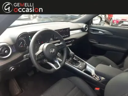 Photo 7 Alfa Romeo Tonale  1.5 Hybrid 160ch Ti TCT