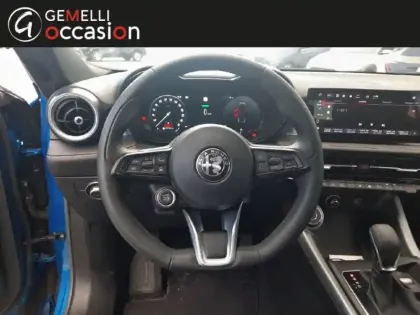 Photo 9 Alfa Romeo Tonale  1.5 Hybrid 160ch Ti TCT