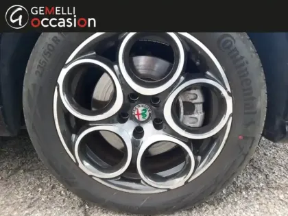 Photo 5 Alfa Romeo Tonale  1.5 Hybrid 160ch Ti TCT