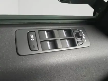 Photo 63 Land rover Discovery Sport  P300e R-Dynamic SE AWD BVA Mark VI