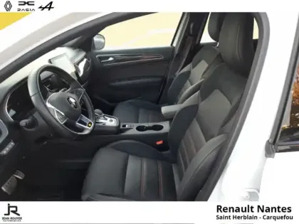 Photo 6 Renault Arkana  1.6 E-Tech hybride 145ch Engineered -22