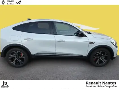 Photo 4 Renault Arkana  1.6 E-Tech hybride 145ch Engineered -22