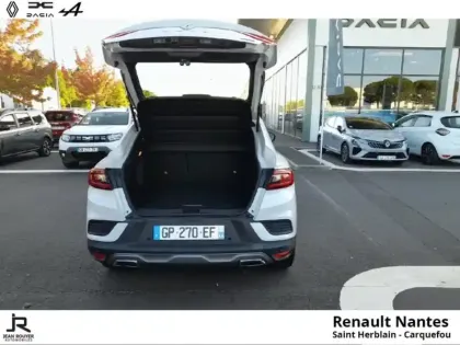 Photo 10 Renault Arkana  1.6 E-Tech hybride 145ch Engineered -22