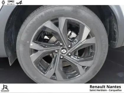 Photo 17 Renault Arkana  E-Tech hybride 145ch Engineered