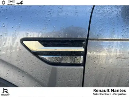 Photo 13 Renault Arkana  1.6 E-Tech hybride 145ch Engineered -22