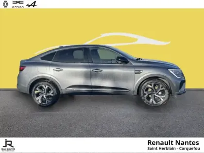 Photo 12 Renault Arkana  1.6 E-Tech hybride 145ch Engineered -22