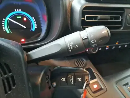 Photo 20 Citroën Berlingo E- VAN M 800 100 KW (136 CH) BATTERIE 50 KWH