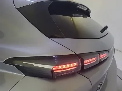 Photo 36 Peugeot 308  Electrique 54 kWh 156ch