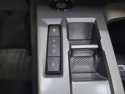 Photo 33 Peugeot 308  Electrique 54 kWh 156ch