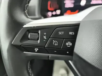 Photo 18 Seat Arona  1.0 TSI 95 ch Start/Stop BVM5 Business