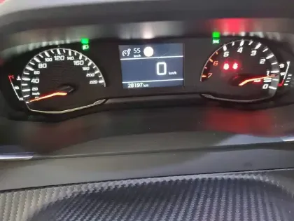 Photo 27 Peugeot 208  PureTech 100 S&S BVM6