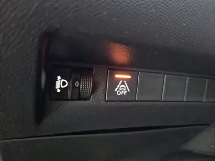 Photo 47 Peugeot 208  PureTech 100 S&S BVM6