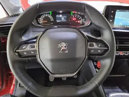 Photo 26 Peugeot 208  PureTech 100 S&S BVM6