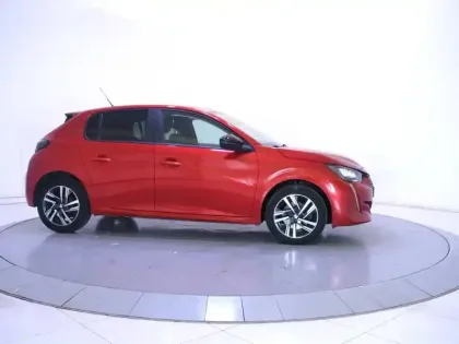 Photo 21 Peugeot 208  PureTech 100 S&S BVM6