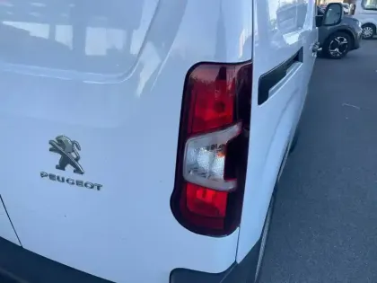 Photo 36 Peugeot Partner  FOURGON M 650 KG BLUEHDI 100 S&S BVM6