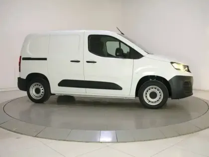 Photo 43 Peugeot Partner  FOURGON M 650 KG BLUEHDI 100 S&S BVM6