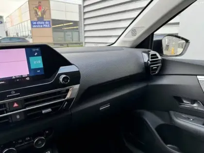 Photo 53 Citroën C4 e- 136 ch Automatique