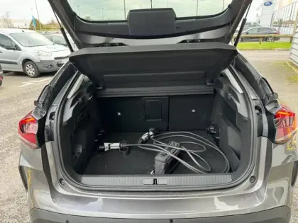 Photo 33 Citroën C4 e- 136 ch Automatique