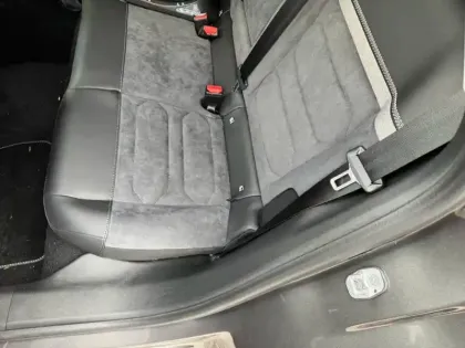 Photo 84 Citroën C4 e- 136 ch Automatique