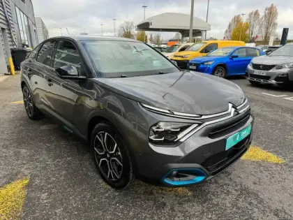 Photo 72 Citroën C4 e- 136 ch Automatique