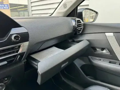 Photo 61 Citroën C4 e- 136 ch Automatique