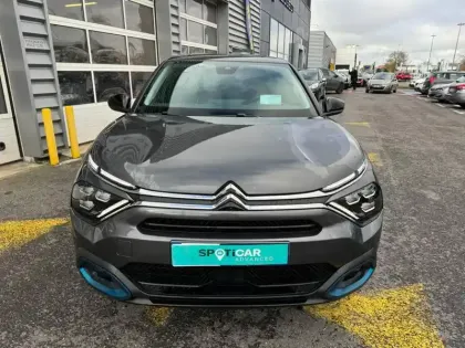 Photo 71 Citroën C4 e- 136 ch Automatique