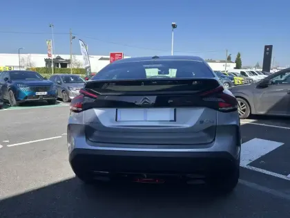 Photo 25 Citroën C4 e- 136 ch Automatique