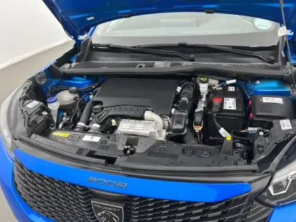 Photo 14 Peugeot 2008  PureTech 100 S&S BVM6