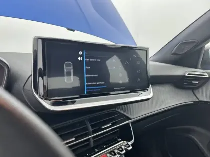 Photo 21 Peugeot 2008  PureTech 100 S&S BVM6
