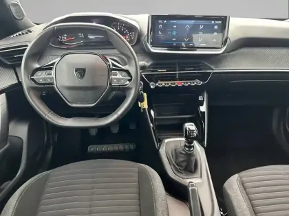 Photo 7 Peugeot 2008  PureTech 100 S&S BVM6