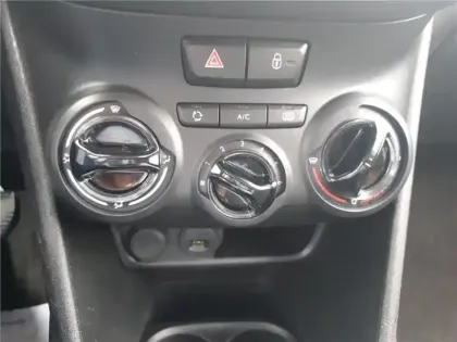 Photo 22 Peugeot 208 PURETECH 82CH S&S BVM5