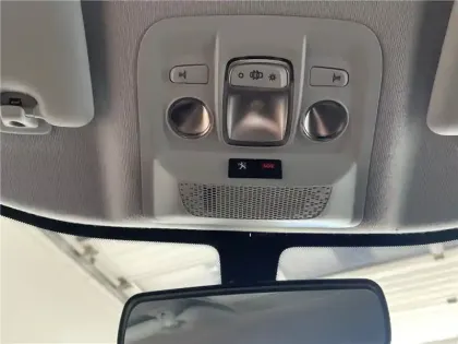 Photo 18 Peugeot 208 PURETECH 82CH S&S BVM5