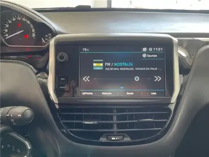 Photo 14 Peugeot 208 PURETECH 82CH S&S BVM5