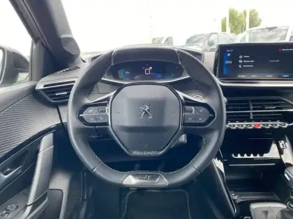Photo 8 Peugeot 208  BlueHDi 100 S&S BVM6