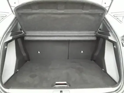 Photo 5 Peugeot 2008  Electrique 136 ch