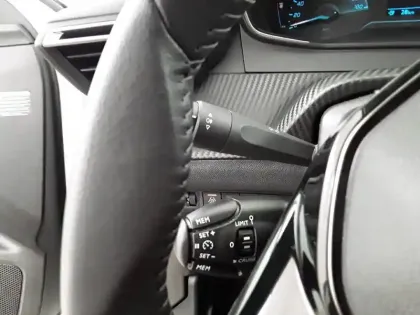 Photo 15 Peugeot 2008  Electrique 136 ch