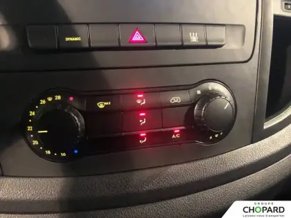 Photo 65 Mercedes Vito E FOURGON 60 KWH LONG FWD