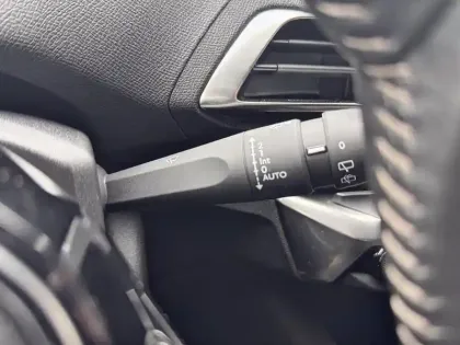 Photo 17 Peugeot 3008  BlueHDi 130ch S&S BVM6 Style