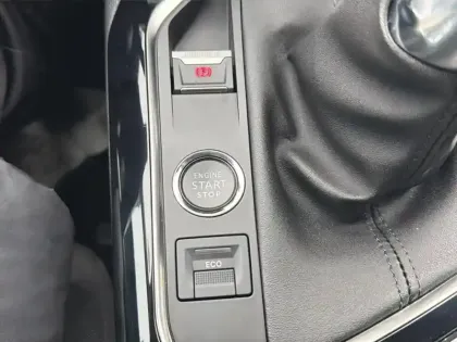 Photo 15 Peugeot 3008  BlueHDi 130ch S&S BVM6 Style