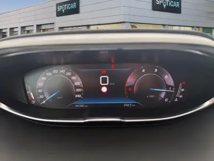 Photo 20 Peugeot 3008  BlueHDi 130ch S&S BVM6 Style