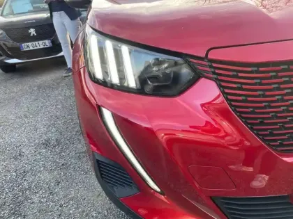 Photo 15 Peugeot 2008  Electrique 136 ch