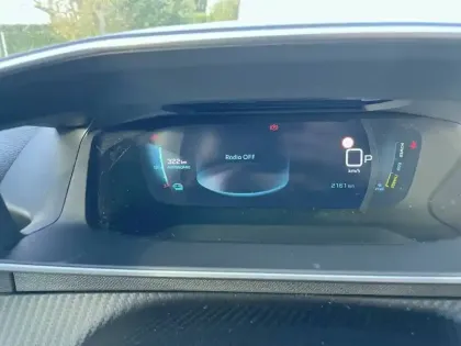 Photo 9 Peugeot 2008  Electrique 136 ch